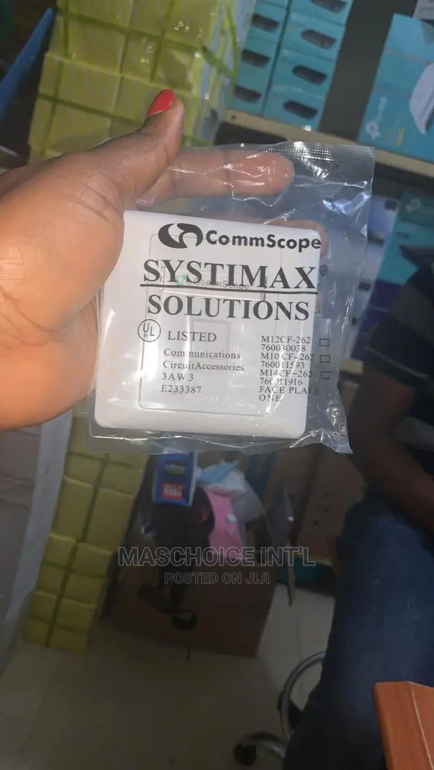 Commscope 2-Port Flush Mount Faceplate